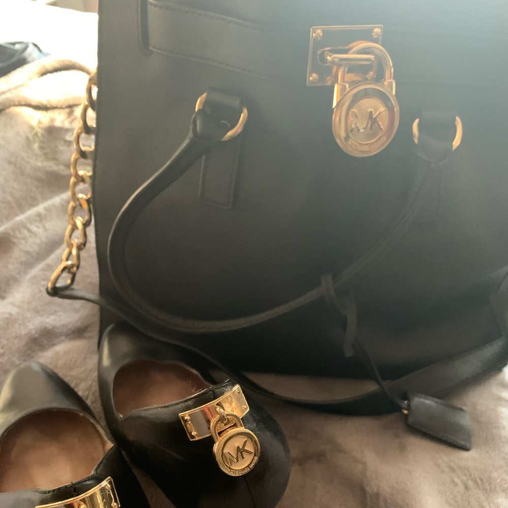 SET ! Micheal Kors Bag & heels